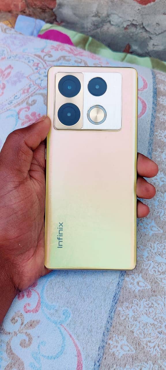 infinix Note 40 pro 0
