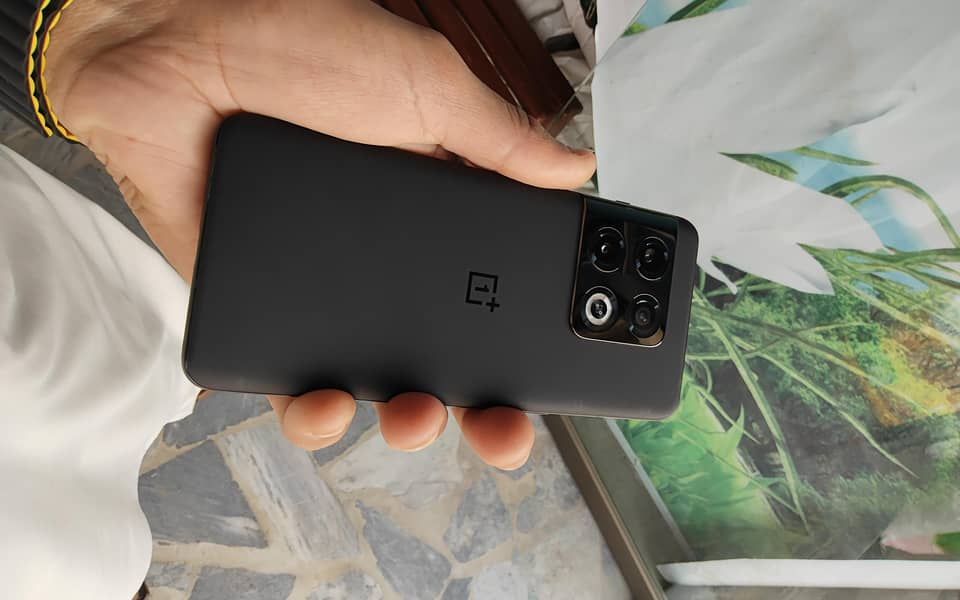 ONE PLUS 10pro 1