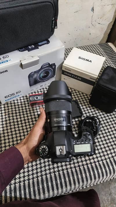 Canon 6D with 35MM Sigma 1.4 lens