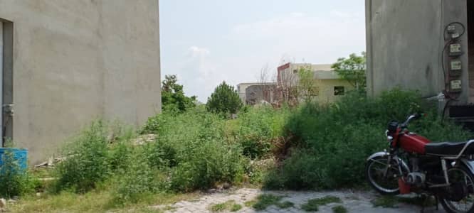 DHA Phase 2, Sector D , Commercial plot deal location level plot , Best time for investors