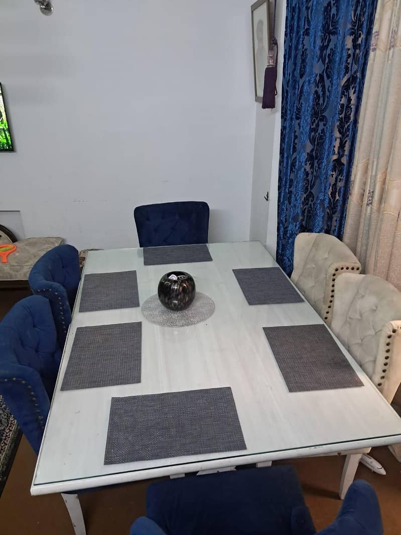Dining table 7