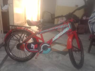 MORGAN BICYCLE  (IN GOOD CONDITION)