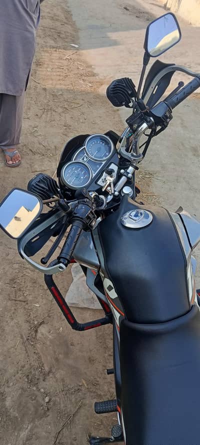 honda cb 150f spacial edition 25