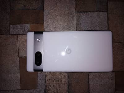 google pixel / 20 watts charger