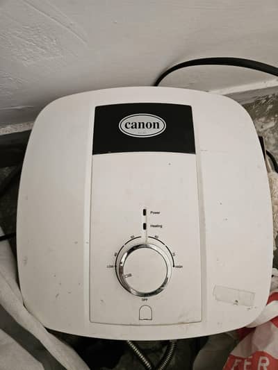 Canon 10 litre electric Geyser