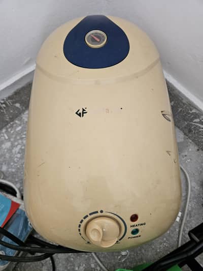 Golden Fuji 25 litre electric geyser
