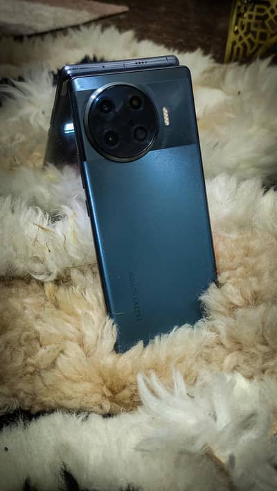 tecno spark 20 pro plus 16/256