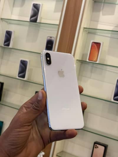 iphone x 256 GB my WhatsApp number 03 25 022 67 56