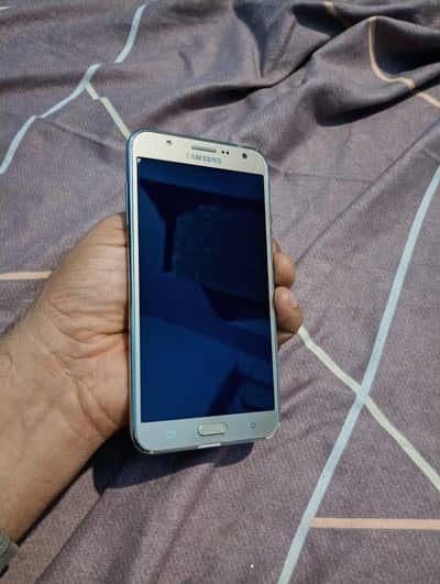 Samsung j 7