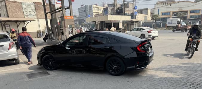 Honda Civic Oriel 1.8 i-VTEC CVT 2018 | Honda Civic 2018 For Sale