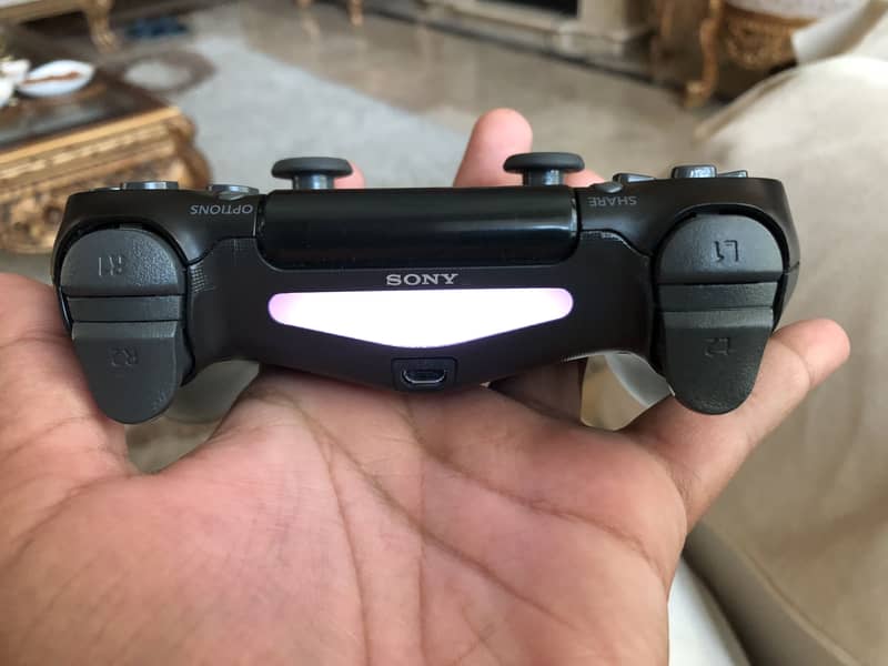 Dual shock 4  controller 4