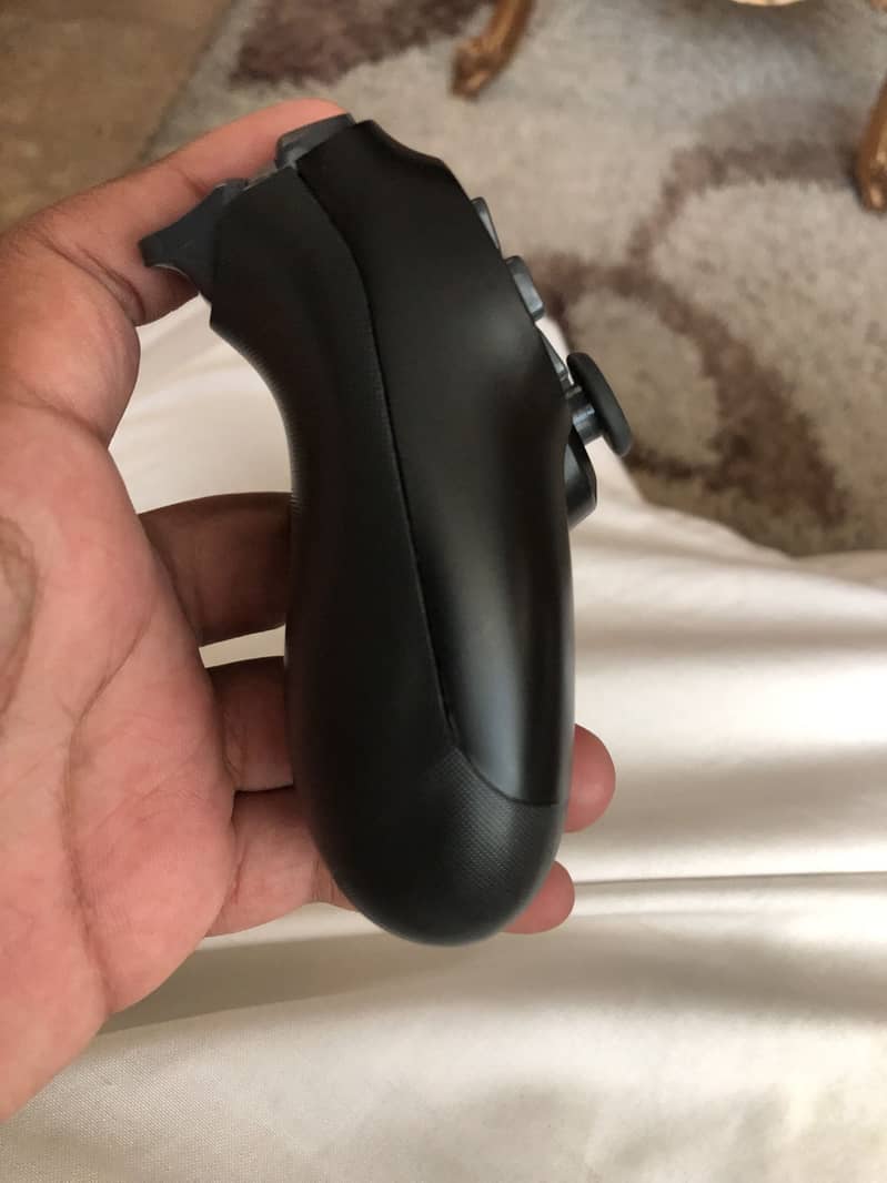 Dual shock 4  controller 11