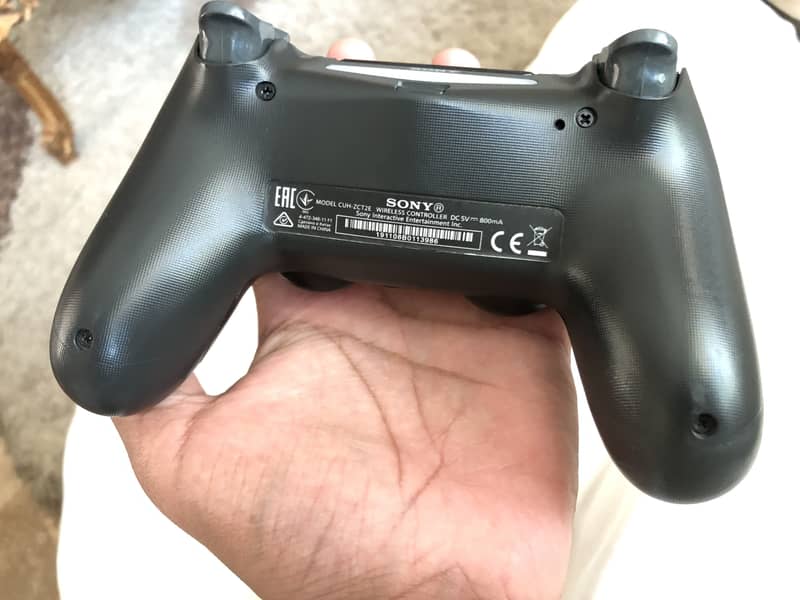 Dual shock 4  controller 12