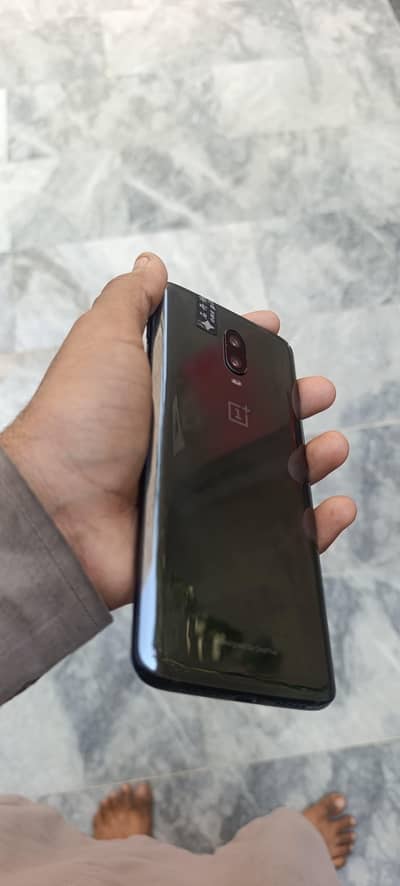 WhatsApp 03706140409_ 10/10 condition 8/128  no charger no box