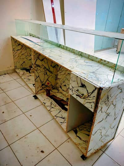 1 counter 2 almari for sales