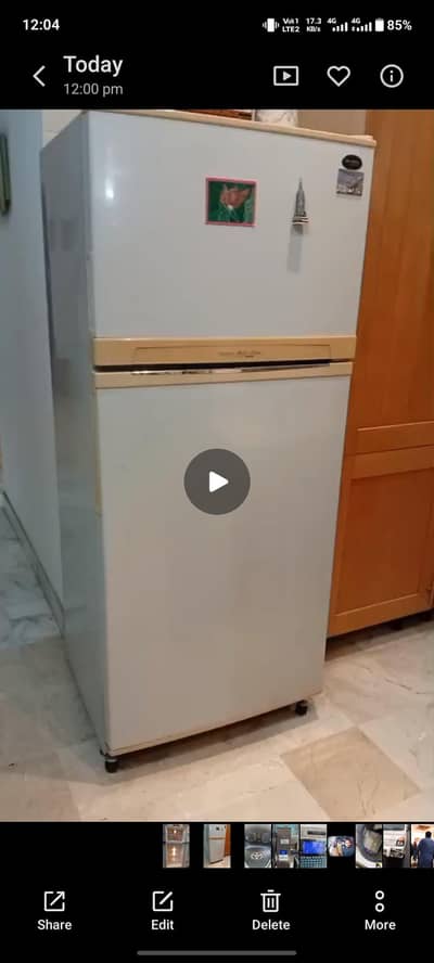 full size Fridge Urgent sale