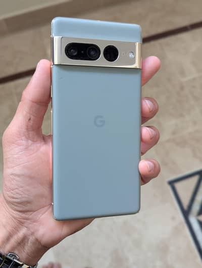 pixel 7 pro 100 person seild phone set ha Alhamdulliah koi fault nhi