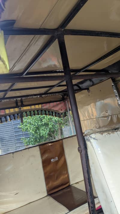 Tezraftar auto rickshaw