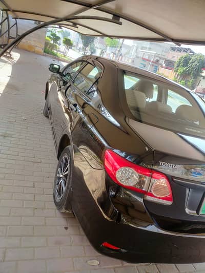 Toyota Corolla GLI 2013