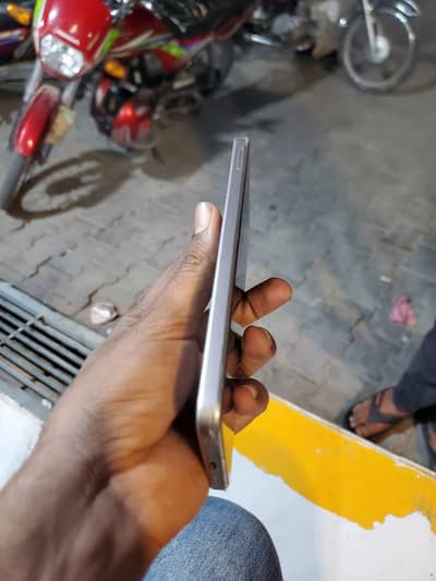 Itel City 100 only 1 month use 6/128