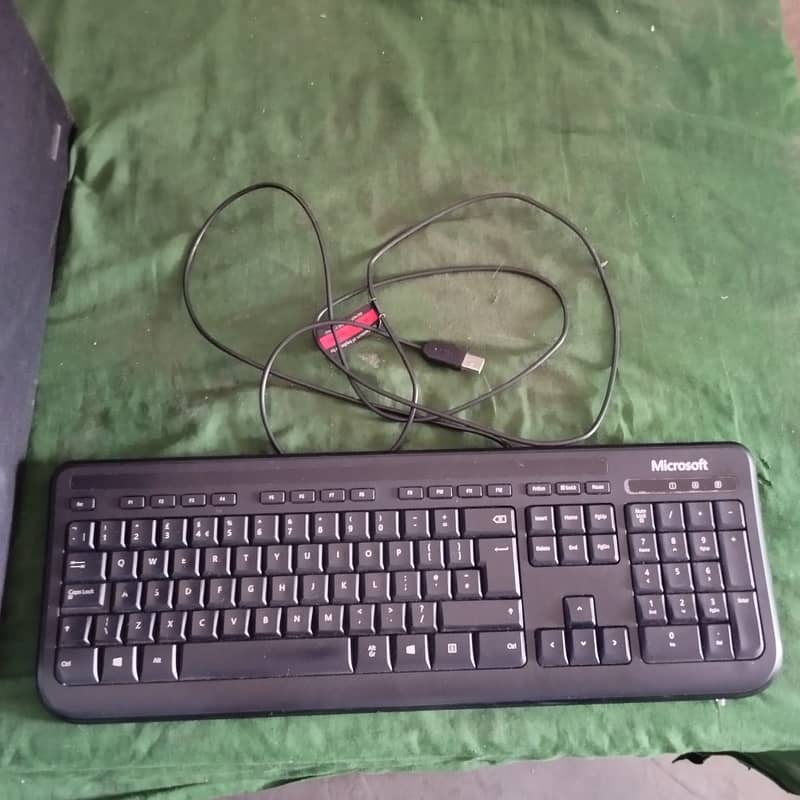 Computer/Pc With LCD Complete Set 16