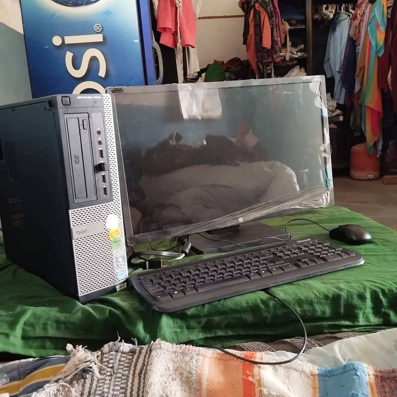 Computer/Pc With LCD Complete Set 18