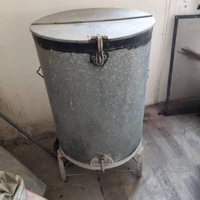 175 liter metal water tank