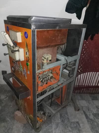 ice cream machine