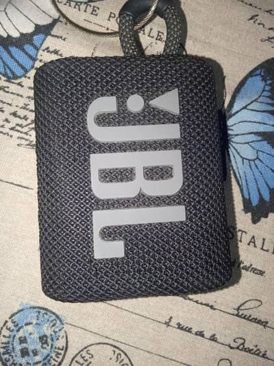 mini wire less speaker