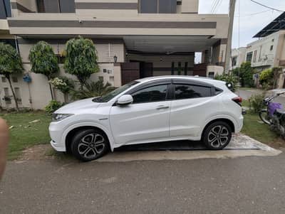 Honda. Vezel 2014 (import)