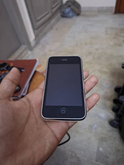 iPhone 3GS