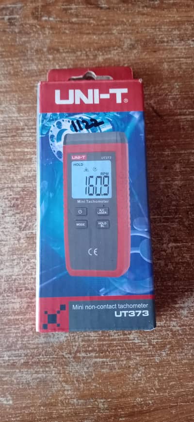 UNI-T Mini non contact tachometer ut373