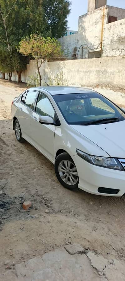 Honda City 2015 aspire model family use gadi