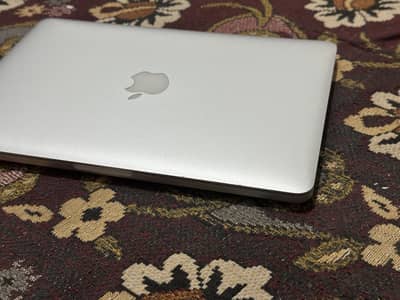 Apple MacBook Pro 2015 (8/256)