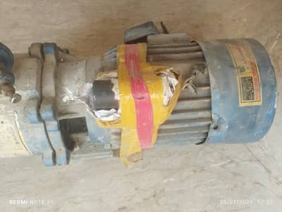 water Bor motor 2HP in functional condition never repaired