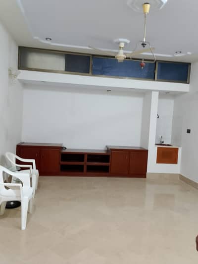200 yards new two bed dd portion for rent in johar