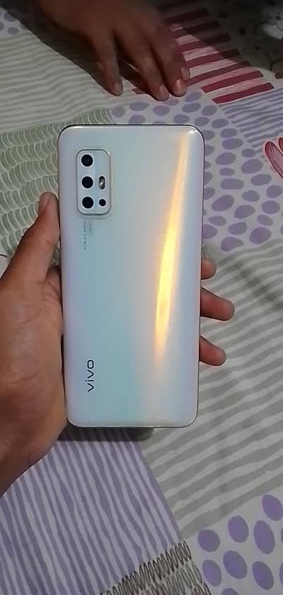 Vivo v17