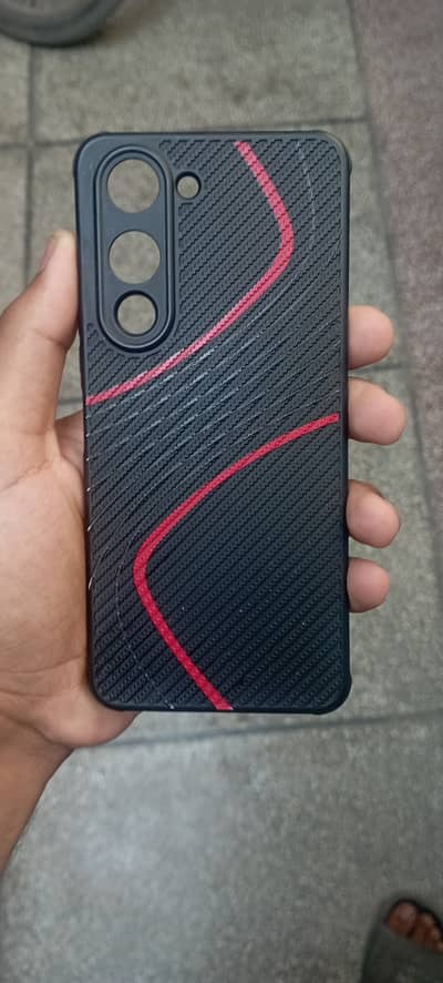 Vivo Y04  Cover