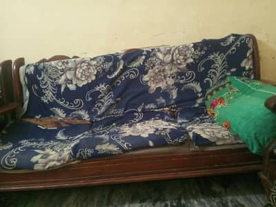 5 Seater sofa for sale