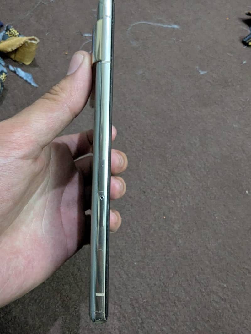 Google pixel 7 pro Urgent sale 2