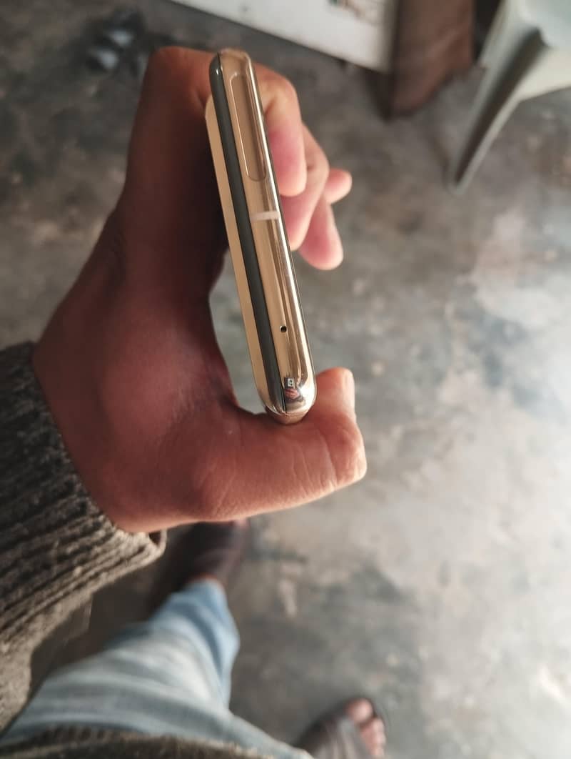 Google pixel 7 pro 4