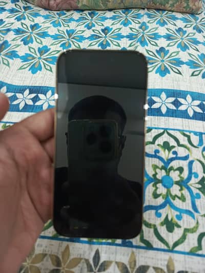 iPhone 14 pro 128 gb Gold colour PTA approved