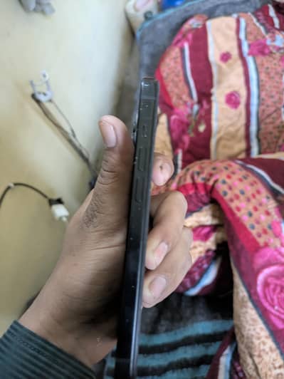 iphone 15 jv LLA model  128gn battery 80+