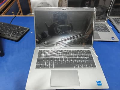 I5 12 gen 16 gb ram 256 ssd touch