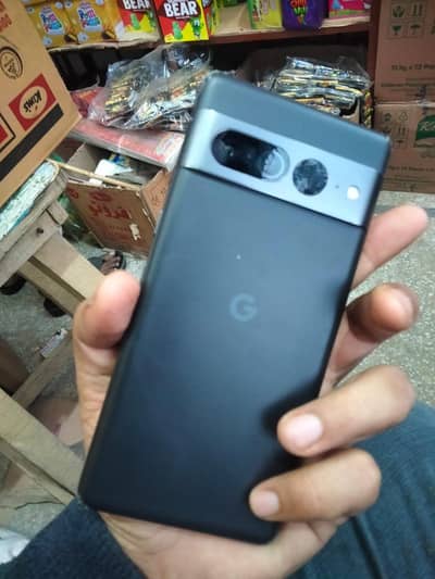 Google pixel 7 Pro 12/128GB better than Samsung oppo OnePlus Infinix