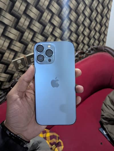 IPhone 13 Pro Max / Jv / 128 GB / contact: 0345-1582671