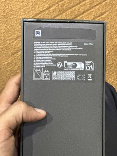 Samsung Z Flip 7 256gb