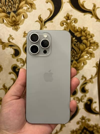 15 pro max 256gb factory Unlock 86% battery health