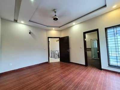 5 Marla Full House For Rent In DHA Lahore Phase 5 Block B