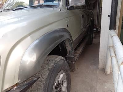 toyota hilux tiger. . . model 2002. . 1kz engine. 3000cc